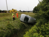 20161106-Auto-van-weg-geraakt-Knooppunt-Zoomland-A34-Bergen-op-Zoom-Tstolk-002