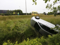 20161106-Auto-van-weg-geraakt-Knooppunt-Zoomland-A34-Bergen-op-Zoom-Tstolk