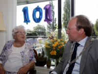 101-jarige mevrouw Scheurwater-Van Namen