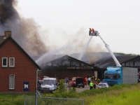 20161006 2000 varkens omgekomen bij grote brand in varkenssstallen Kruisland Tstolk 007