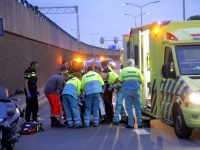 20151806-Motorrijder-zwaargewond-geraakt-bij-ongeval-Dordrecht-Tstolk_resize