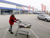 20161802-600-banen-weg-bij-Makro-Dordrecht-Tstolk-001