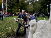 Dodenherdenking geallieerd luchtbombardement Park Merwestein Dordrecht