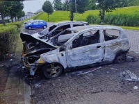 20163006 Meerdere auto's uitgebrand Zeehavenlaan Dordrecht Tstolk 003