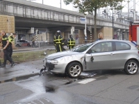 20161809 Auto over de kop geslagen Korte Parallelweg Dordrecht Tstolk