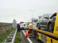 20162706 Chaos op de Randweg N3 na ongeluk met meerdere voetuigen Papendrecht Tstolk 002