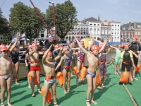 20162708 Swim City to fight Cancer en huldiging Olympische kampioenen Dordrecht 0029 Tstolk
