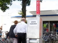 20160207 Opheffing betaald parkeren winkelcentrum Walburg Zwijndrecht Tstolk 002