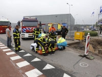 20161406 Man na val in bouwput , met beenletsel naar het ziekenhuis Dordrecht Tstolk 002