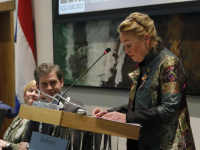 Mevrouw L.J. Kuhlemeier-Booij BVD benoemd tot lid in de orde van Oranje Nassau stadhuis Dordrecht