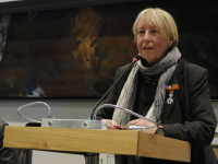 Van den bergh PVDA benoemd tot lid in de orde van Oranje Nassau stadhuis Dordrecht