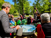 Onthulling Moluks herinneringsmonument  Essenhof Dordrecht