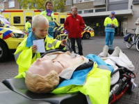 20151509-Ambulanceprotest-op-Prinsjesdag-Statenplein-Dordrecht-Tstolk-001