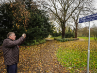 Arpad Weiszpad straatnaambord geplaatst Dordrecht