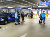 03112022-Auto-dwars-door-slagboom-parkeergarage-Energieplein-Dordrecht-Stolkfotografie-002