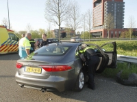 20160605 Auto in vangrail , twee gewonden Randweg N3 Dordrecht Tstolk 004