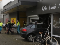 20162812 Auto door pui Laura\'s Keuken Damplein Dordrecht Tstolk 005