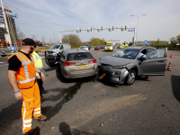 Auto's total loss bij ongeluk Rondweg N3