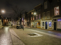 Straten leeg tijdens Avondklok Vriesestraat Dordrecht