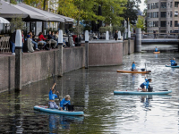 Afvalsuppen in de Spuihaven Dordrecht