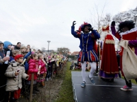 20140512-Wiede-Wiede-Wiet-zingt-voor-sinterklaas-Beaxtrixschool-Dordrecht-Tstolk-002_resize