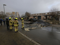 Daken van woningen afewaaid aan Keteldiep Dordrecht