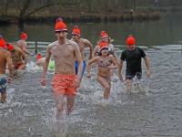 20170101 Ijskoude nieuwjaarsduik Merwelanden Dordrecht Tstolk