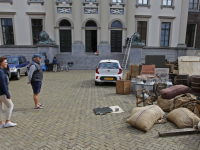 Opbouwen van filmopnames stadhuisplein Dordrecht