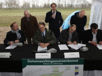 Bomen aangeplant in de Nieuwe Dordtse Biesbosch