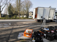 25032022-Boodschappenbezorger-verliest-bier-Weeskinderendijk-Dordrecht-Stolkfotografie-001