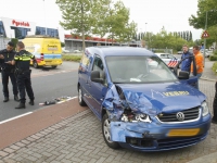 20150807 Ongeval tussen twee personenauto's Pieter Zeemanweg Dordrecht Tstolk.jpg