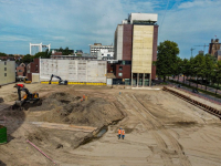 De grond is bouwrijp waar in de toekomst het nieuwe Huis van Stad en regio moet komen Spuiboulevard