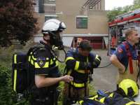 20182405 Enorme rookontwikkeling bij autobrand in parkeergarage onder woningen Tuitenburg Dordrecht Tstolk 005