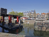 Brugklep Engelenburgerbrug op transport voor renovatie Dordrecht