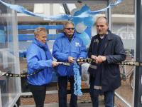 Drechthoppper bankje geopend Bagijnhof Dordrecht