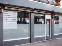 Café Bagatelle III opnieuw op slot Van Oldenbarneveltplein Dordrecht