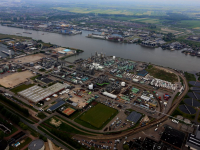 Luchtfoto DuPont Dordrecht