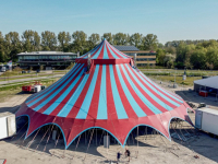 Opbouwen Circustent Laan van Europa Circus Royal Dordrecht