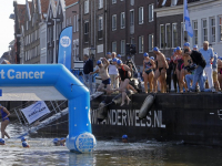 City Swim Dordrecht levert 215.000 euro op