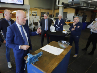 Ondertekening van een convenant Loket Zwijndrecht
