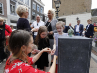 plechtigheid en onthulling corona herinneringsmonument Stadhuisplein Dordrecht