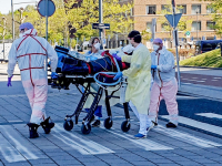 Coronapatiënten per traumaheli naar andere ziekenhuizen