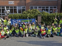 20172403 Opschoonactie kinderen CBS Horizon in Dordrecht Tstolk 003