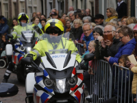 Beatrix bij onthulling standbeeld Willem van Oranje Dordrecht