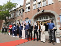 Diploma - uitreiking in de open lucht Johan de Witt-Gymnasium Dordrecht