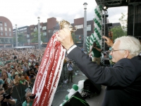 20142005-Duizenden-supporters-bij-huldiging-Fc-Dordrecht-Statenplein-Dordrecht-Tstolk-004_resize