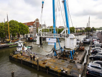 Dordrecht zwaait schroevendok uit Wolwevershaven Dordrecht