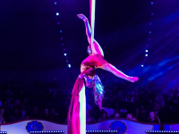 Circus Royal terug van terug geweest Première Dordrecht