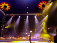 Circus Royal terug van terug geweest Première Dordrecht