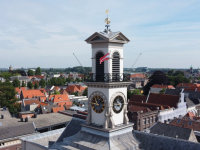 Windvaan terug op Stadhuis Dordrecht